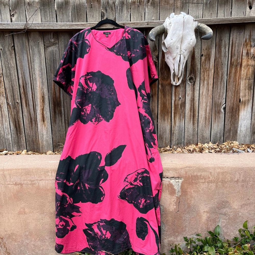 Beautiful 90s vintage pink floral kaftan by J Peterman! - Picture 6 of 7
